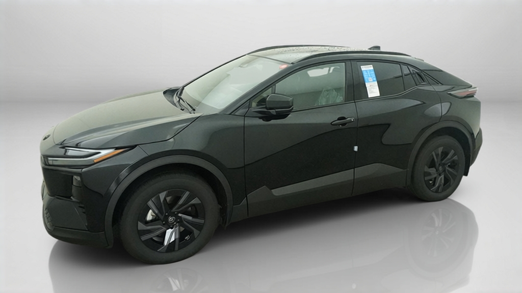 New 2026 Toyota C-HR SE SUV