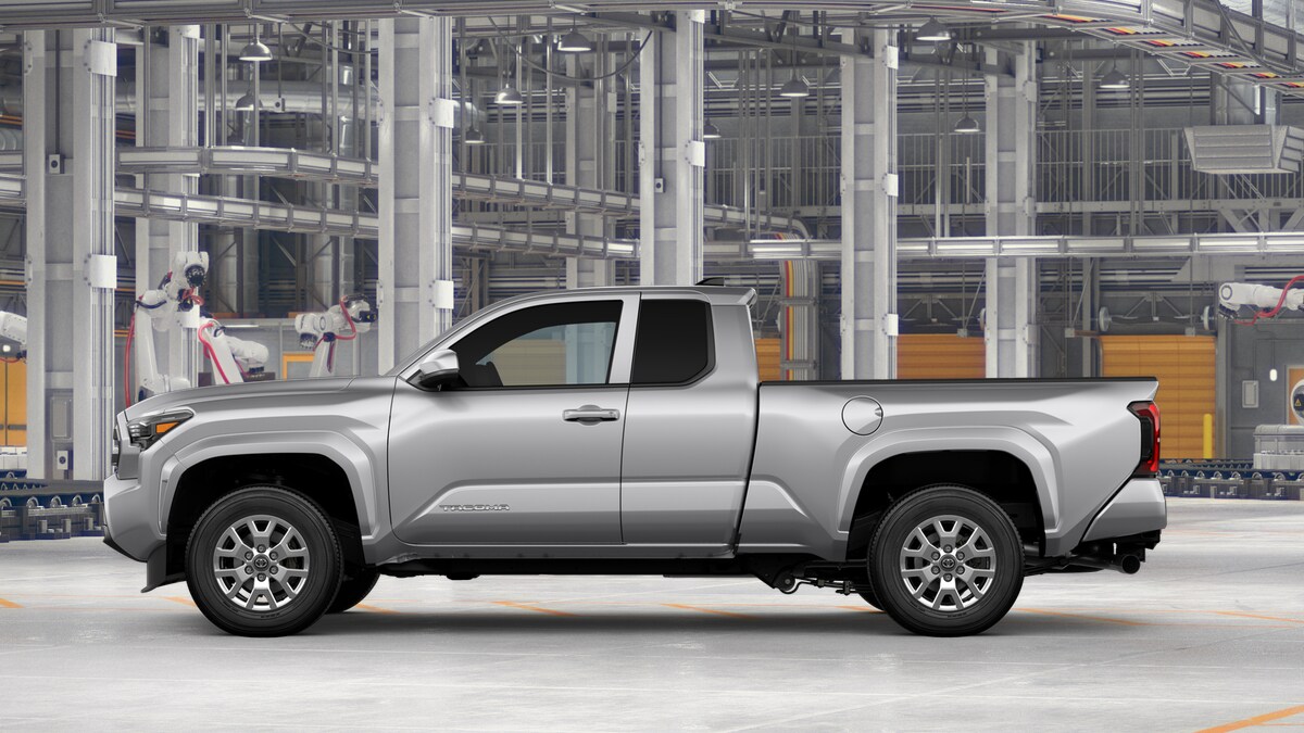 2025 Toyota Tacoma SR5 XtraCab photo 4