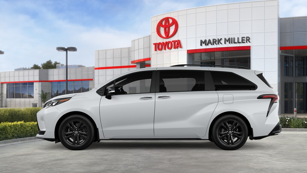 New 2026 Toyota Sienna XSE 7 PASSENGER