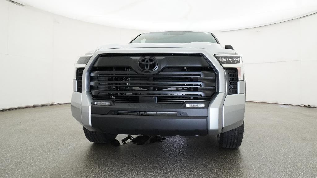 New 2026 Toyota Tundra SR5 SR5 CREWMAX 5.5