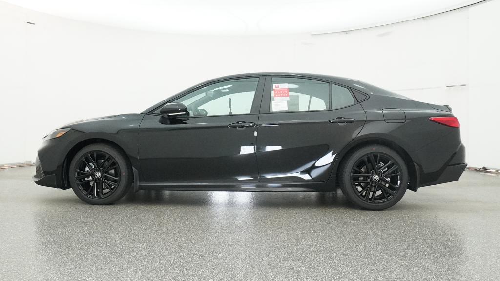 2026 Toyota Camry SE photo 2