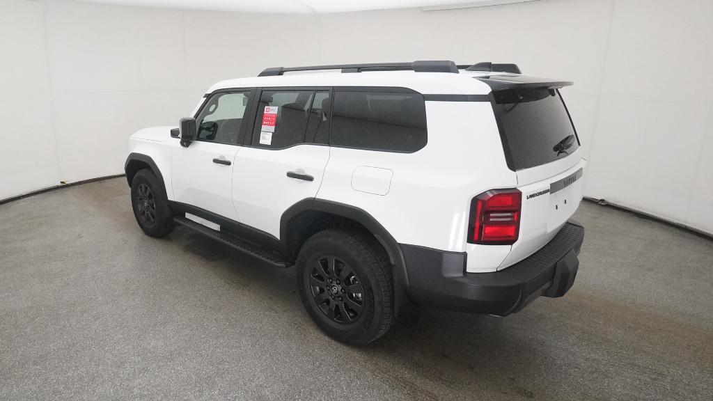 2025 Toyota Land Cruiser photo 2