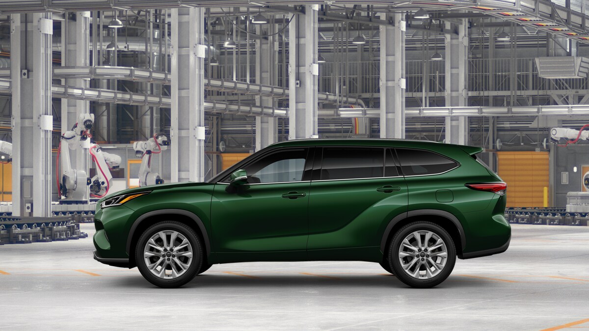 2025 Toyota Highlander XLE Limited photo 4