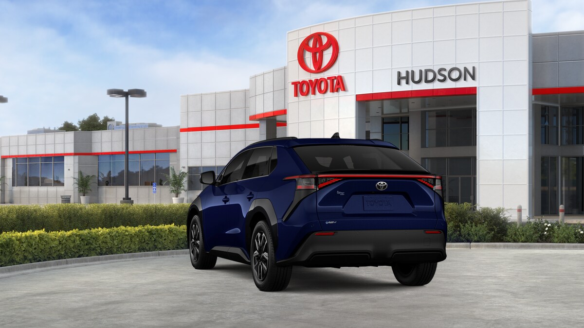 2026 Toyota bZ XLE - Photo 7