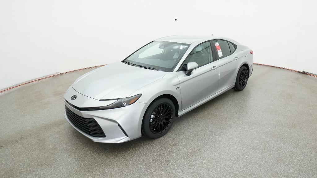 2026 Toyota Camry LE Hybrid's photo