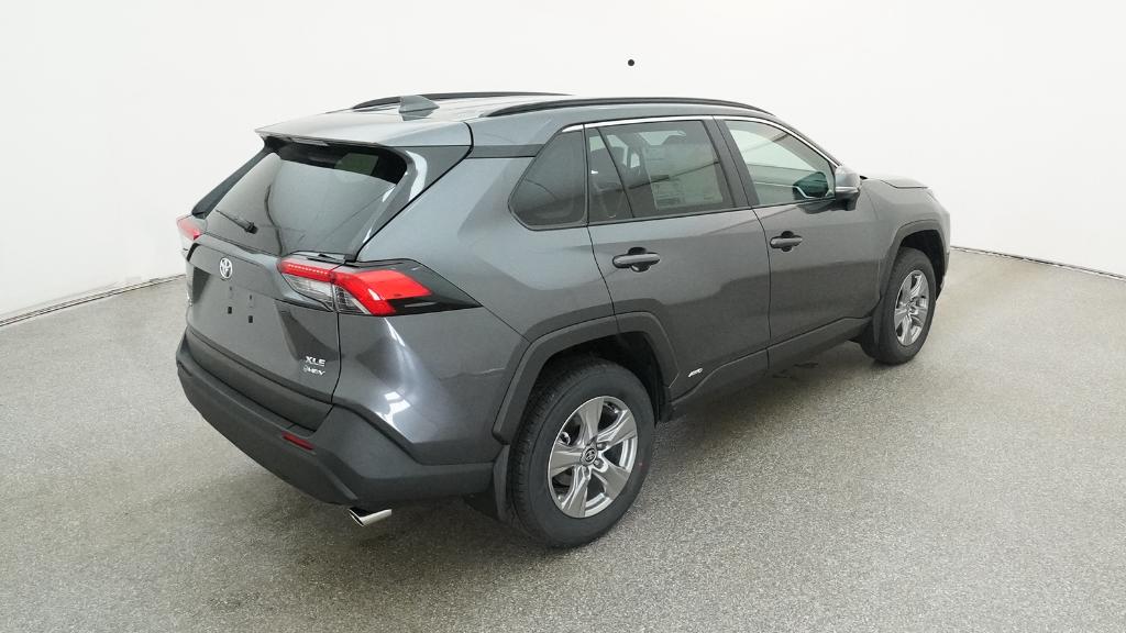 2025 Toyota RAV4 Hybrid XLE photo 2