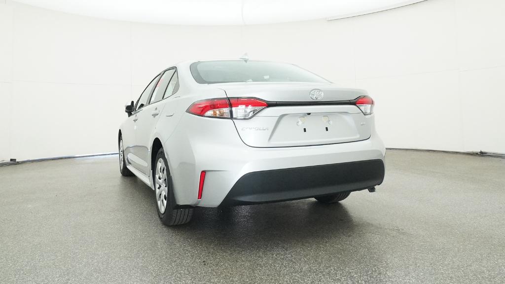 2026 Toyota Corolla LE photo 4