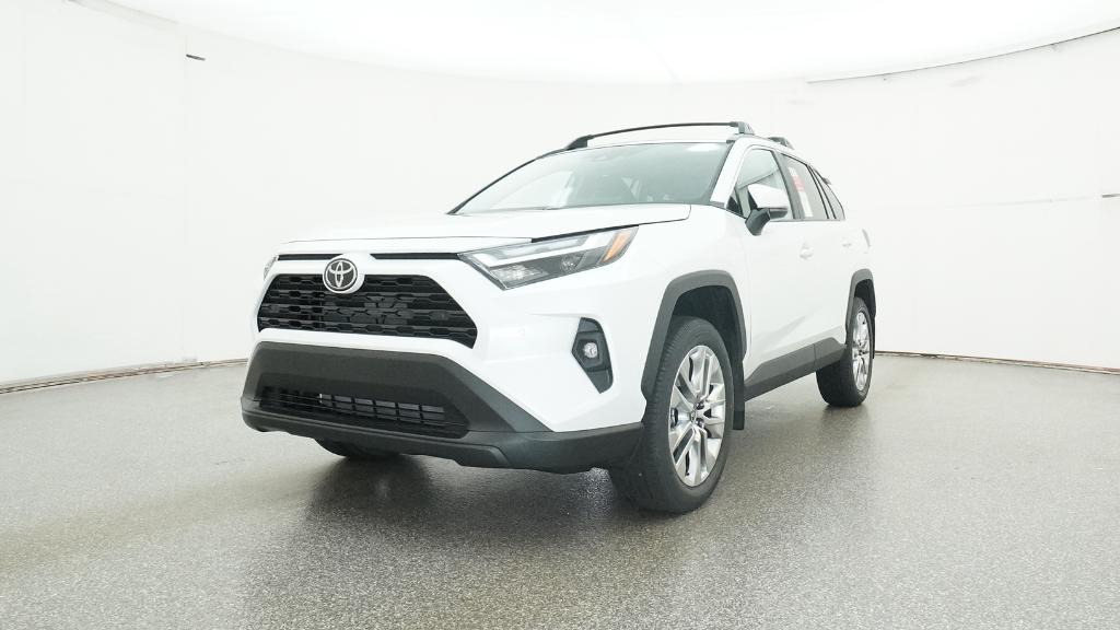 2025 Toyota RAV4 XLE Premium photo 2