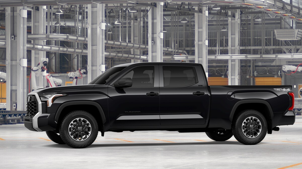 2026 Toyota Tundra SR5 CrewMax photo 3