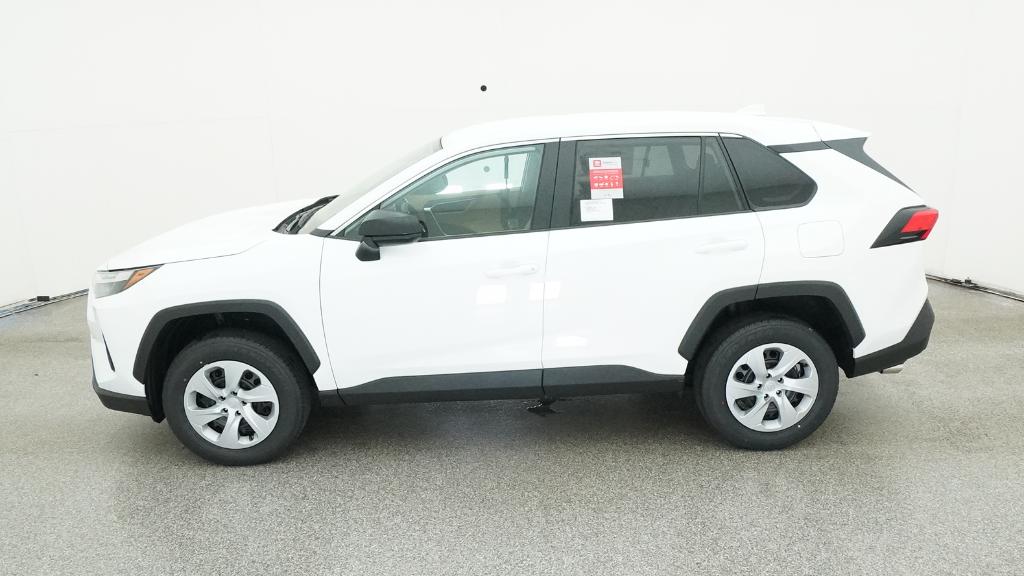 2025 Toyota RAV4 LE photo 4