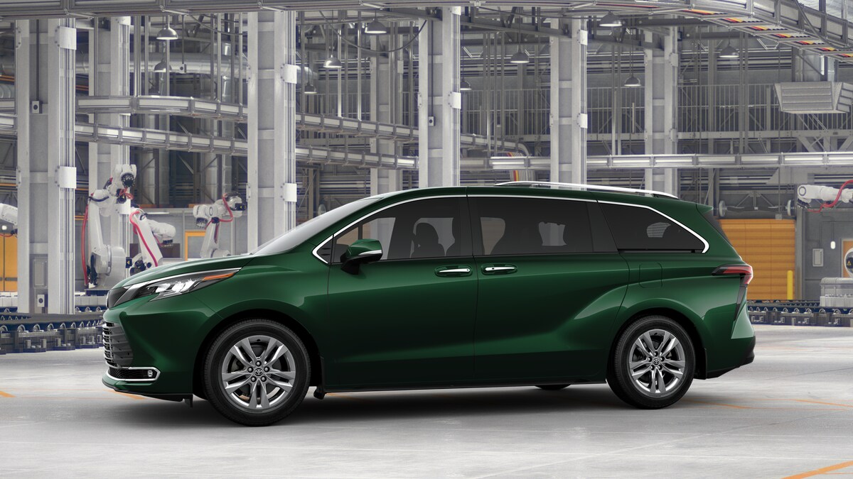 2025 Toyota Sienna Limited photo 3