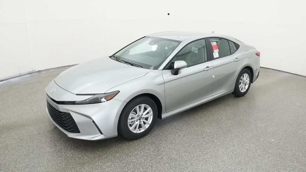 2026 Toyota Camry LE photo 2