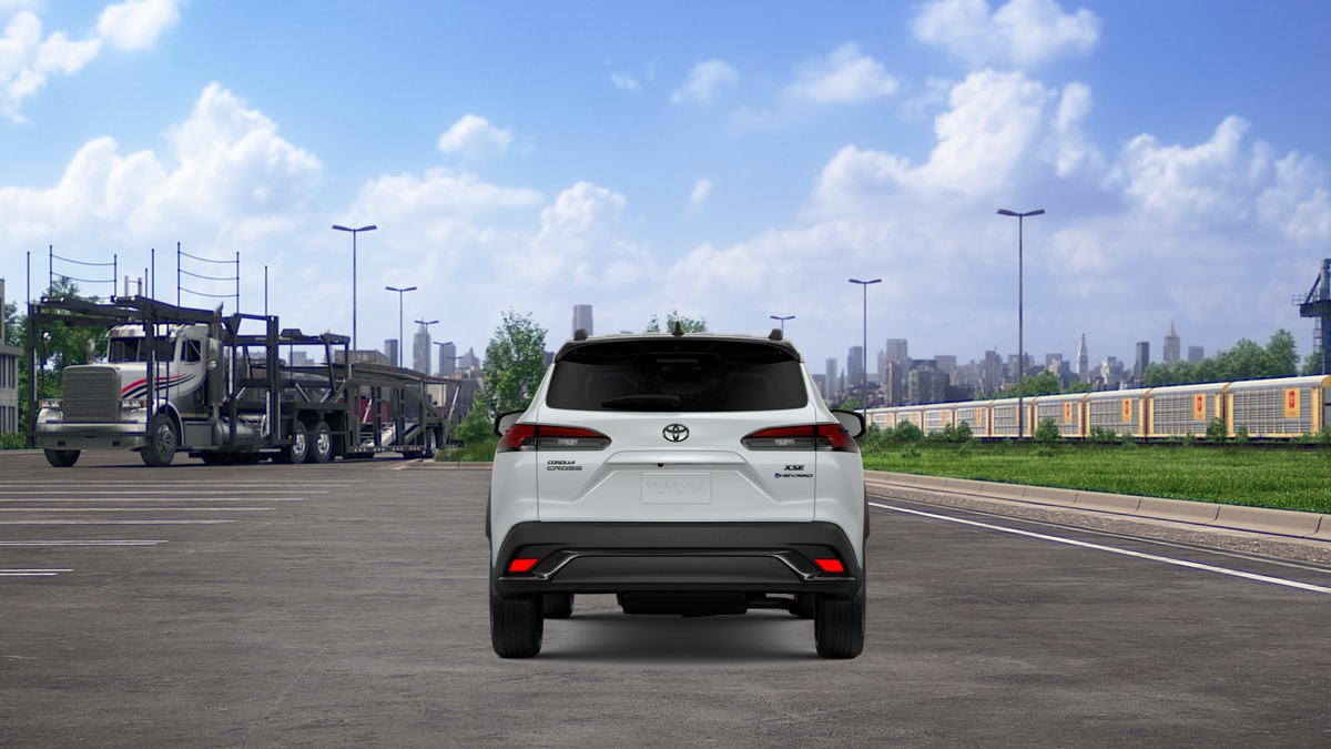 2026 Toyota Corolla Cross XSE - Photo 8