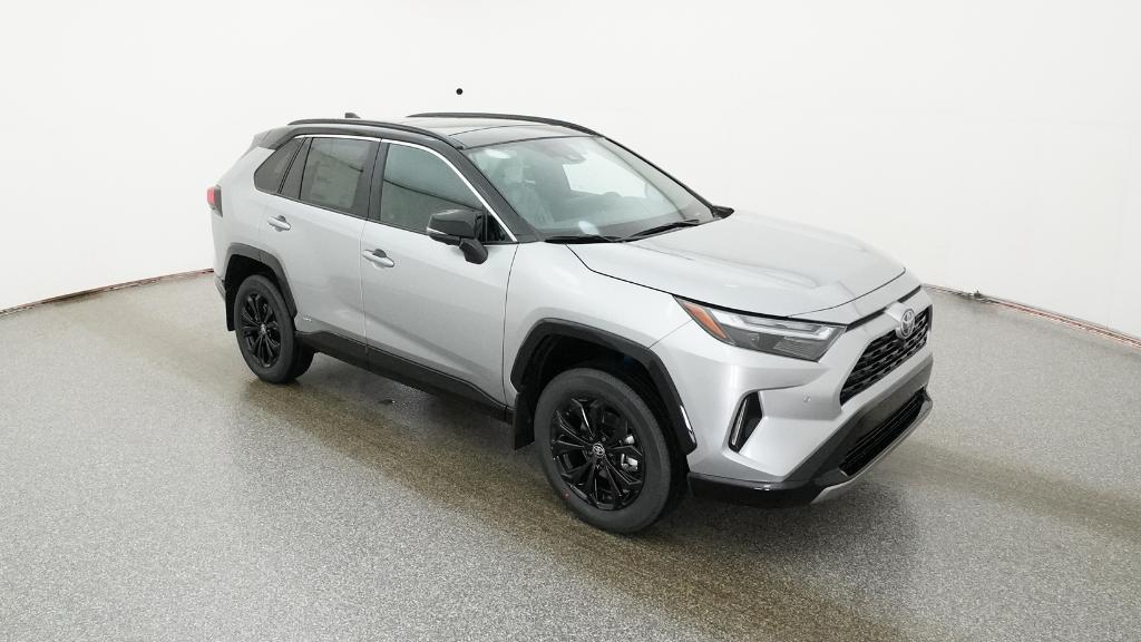 2025 Toyota RAV4 Hybrid XSE photo 2
