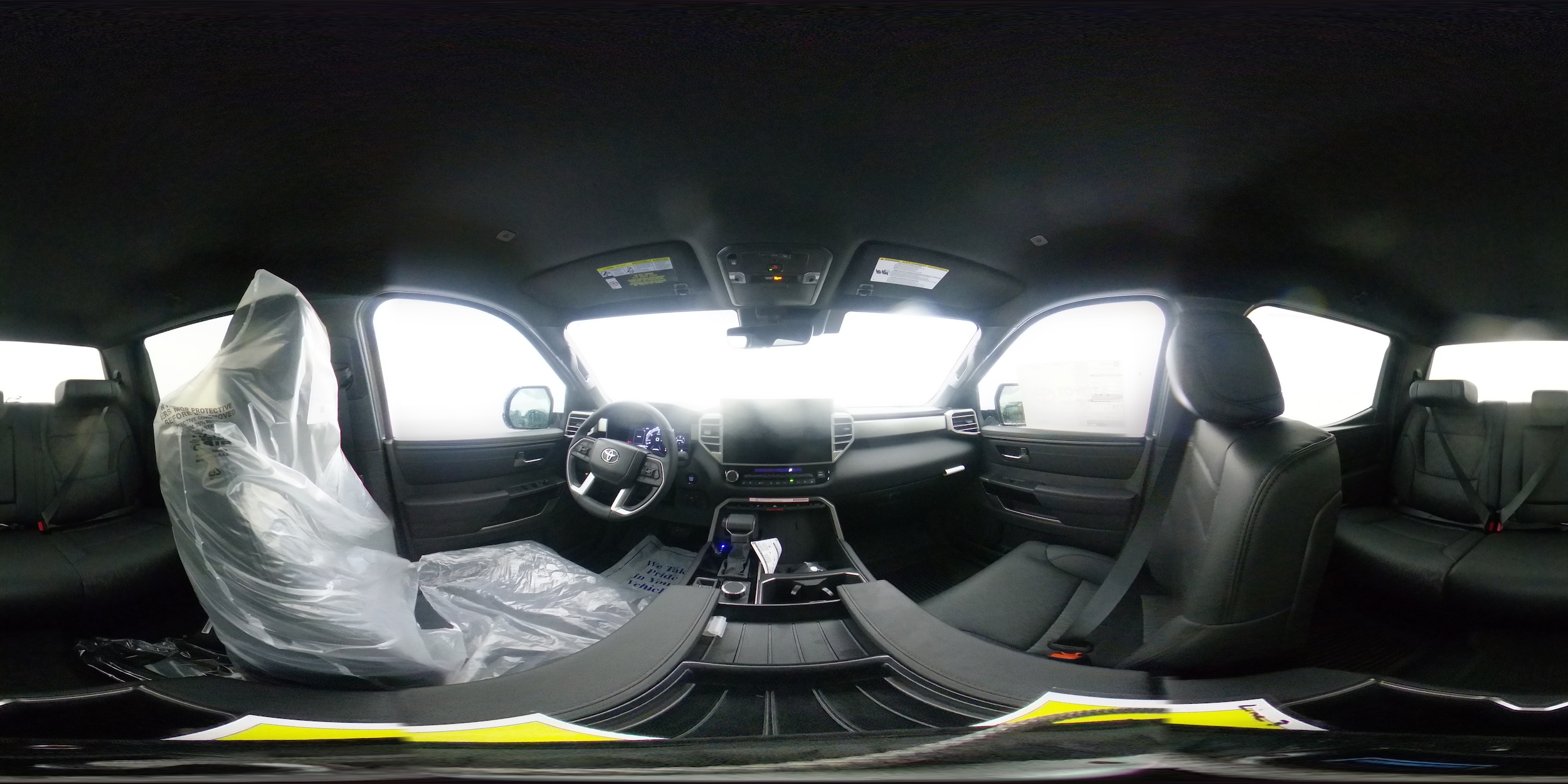 2025 Toyota Tundra Limited - Photo 33