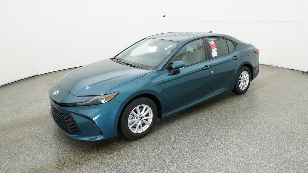 2026 Toyota Camry LE photo 2