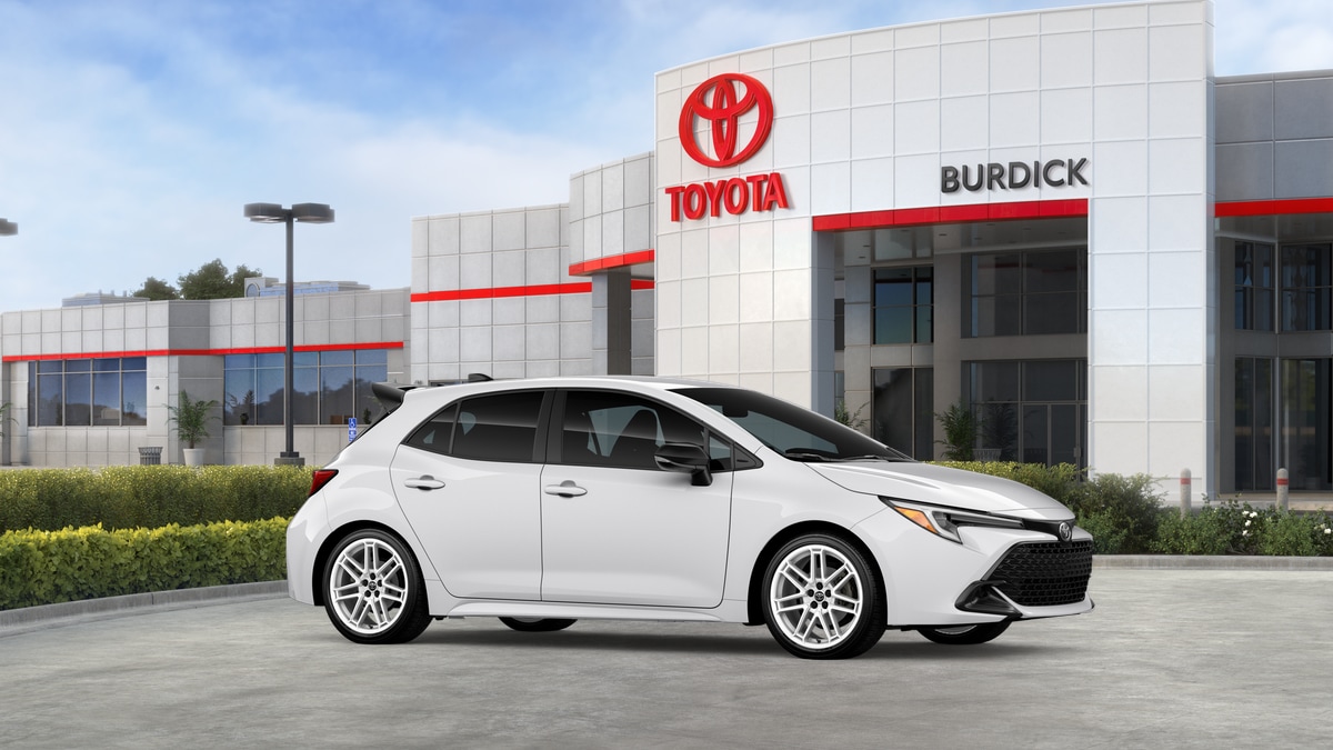 2026 Toyota Corolla Hatchback FX - Photo 14