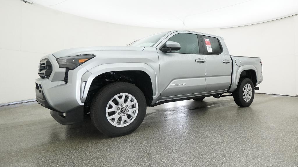2025 Toyota Tacoma SR5 photo 4