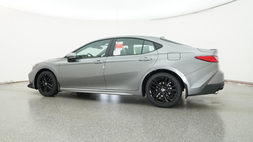 2026 Toyota Camry SE photo 3