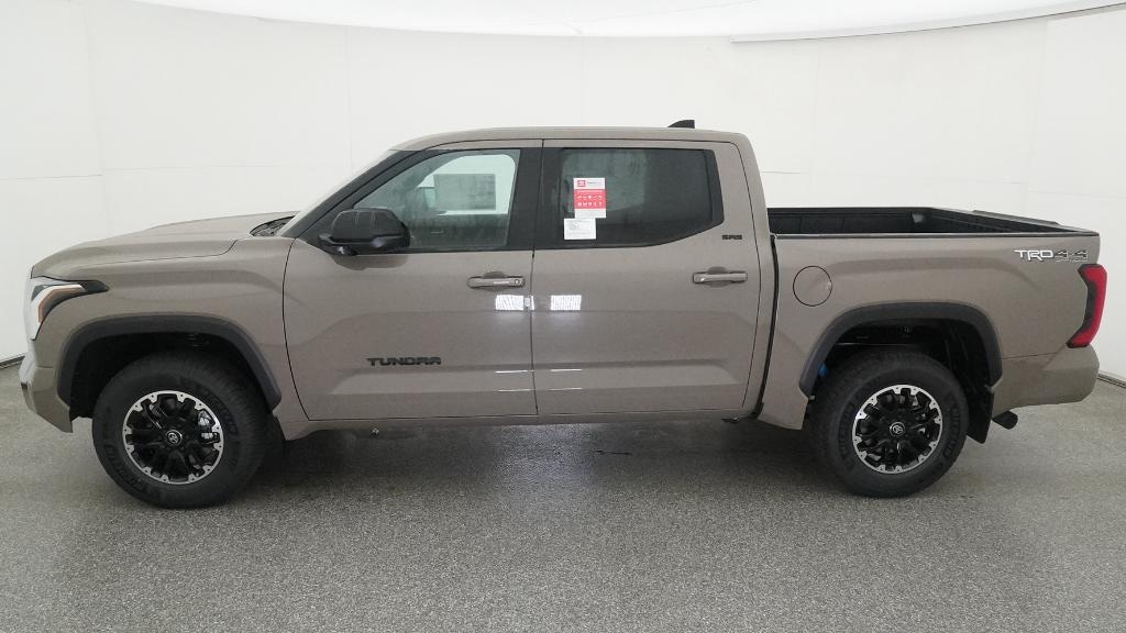 New 2026 Toyota Tundra SR5 SR5 CREWMAX 5.5