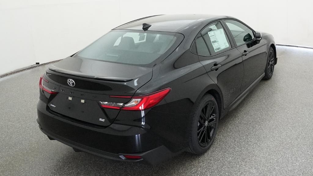 New 2026 Toyota Camry SE Sedan