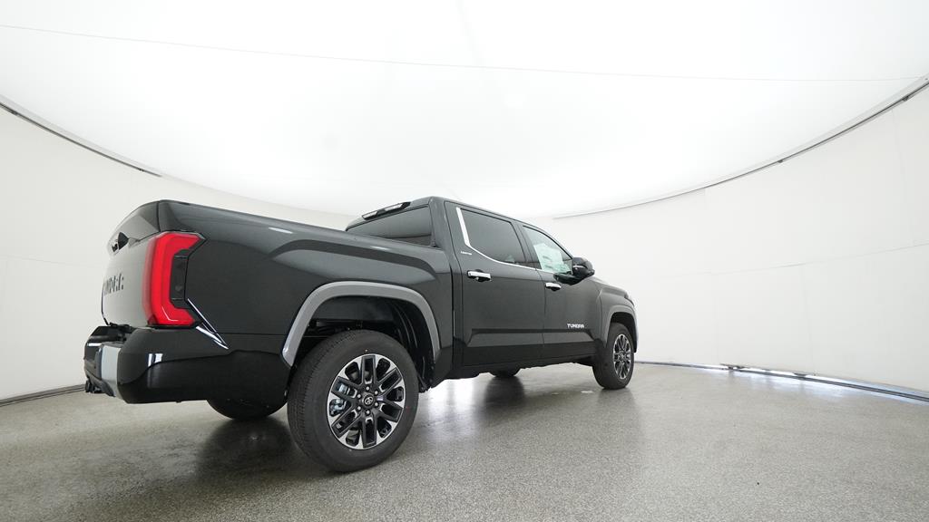 2025 Toyota Tundra Limited - Photo 31