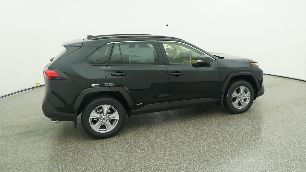 2025 Toyota RAV4 Hybrid XLE photo 2