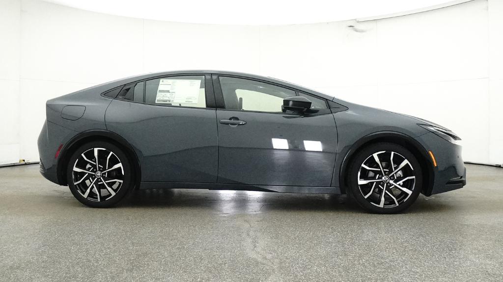 2026 Toyota Prius Plug-in Hybrid XSE - Photo 65