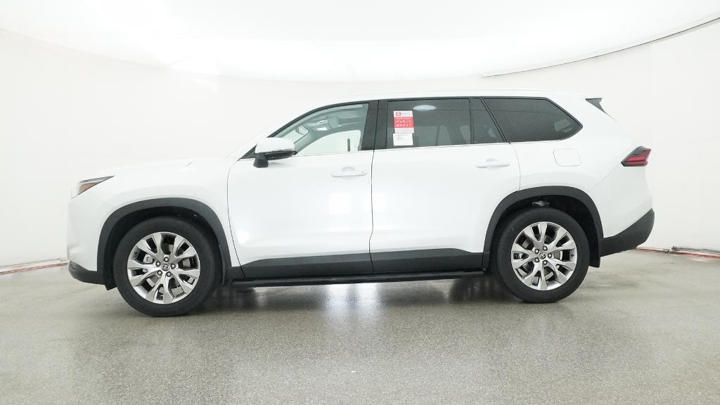 2026 Toyota Grand Highlander Limited photo 2