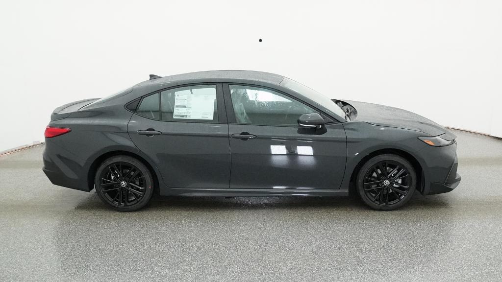 2026 Toyota Camry SE photo 2