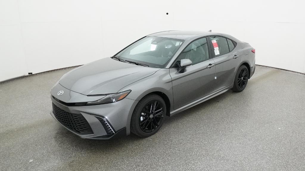 2026 Toyota Camry SE's photo