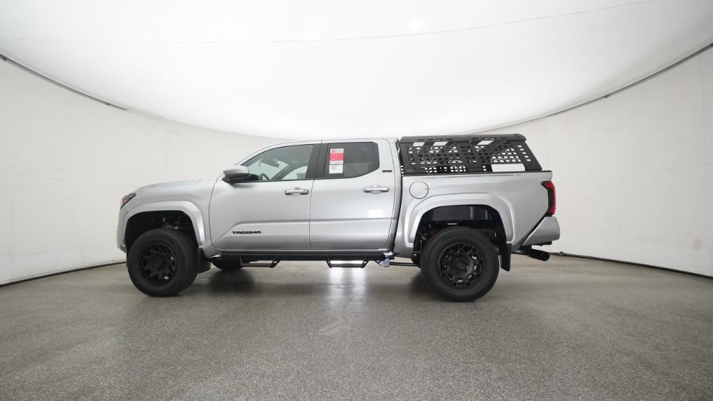 2025 Toyota Tacoma SR5 - Photo 40