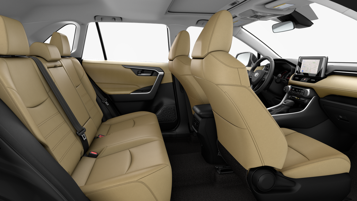 2025 Toyota RAV4 XLE photo 3