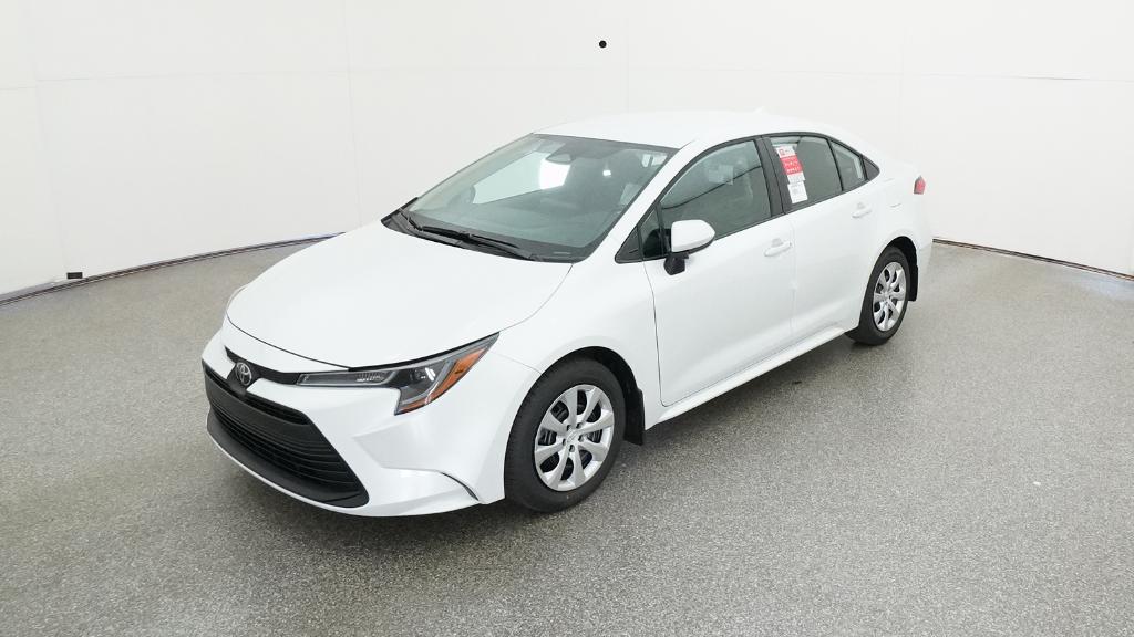 2026 Toyota Corolla LE's photo