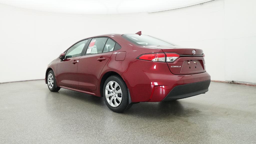 2026 Toyota Corolla LE photo 4