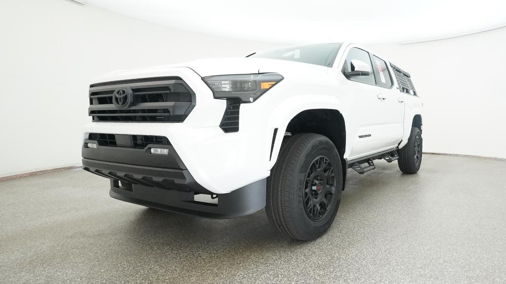 2025 Toyota Tacoma SR5 - Photo 23
