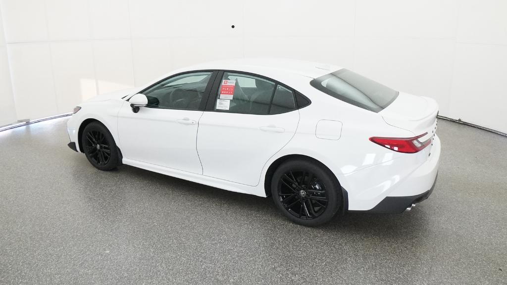 2026 Toyota Camry SE photo 2