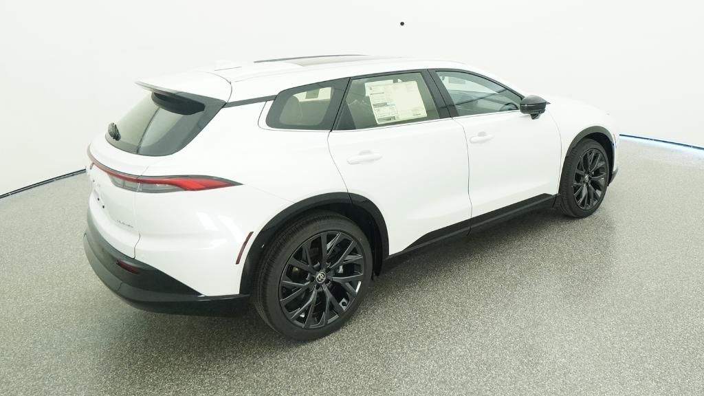 2025 Toyota Crown Signia Limited - Photo 67