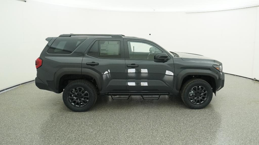 New 2025 Toyota 4Runner SR5 SUV
