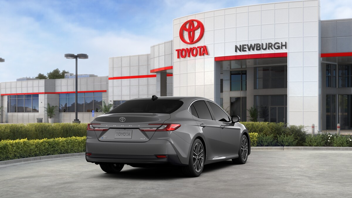 2026 Toyota Camry XLE - Photo 9