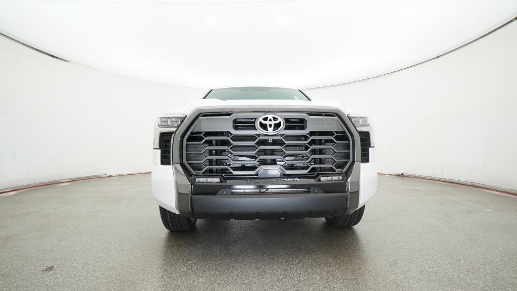2026 Toyota Tundra Platinum CrewMax photo 3
