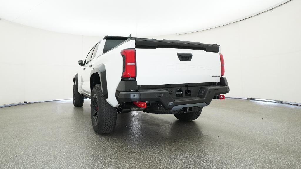 2025 Toyota Tacoma TRD Pro - Photo 7