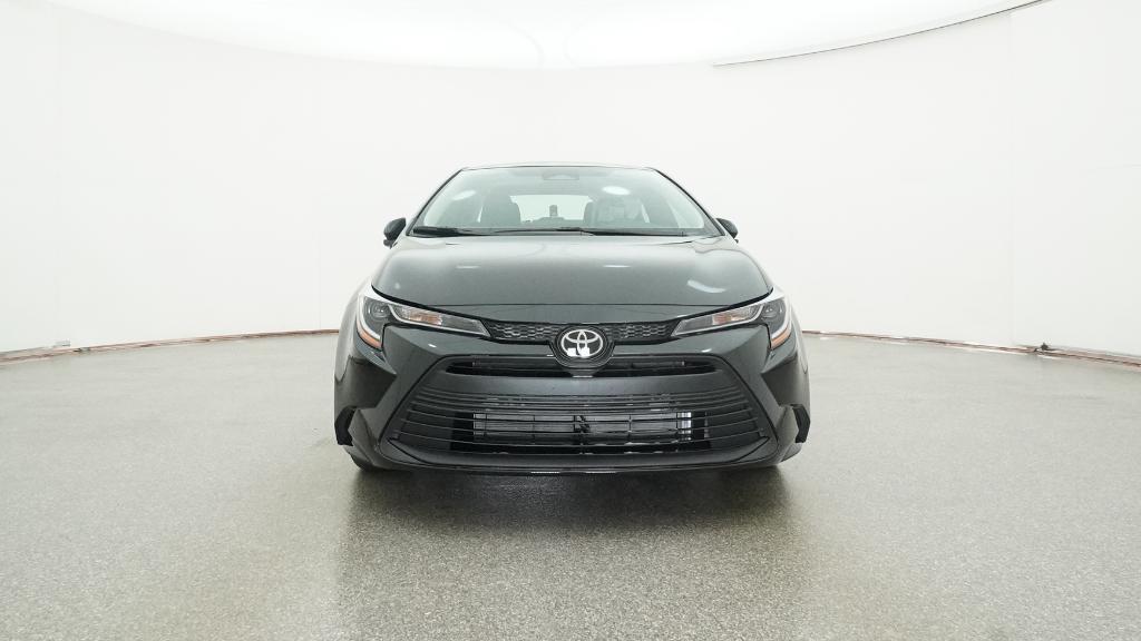 2026 Toyota Corolla LE photo 3