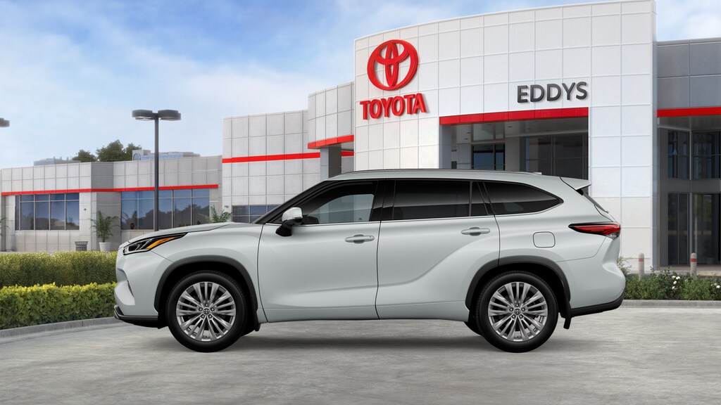 New 2026 Toyota Highlander Platinum SUV