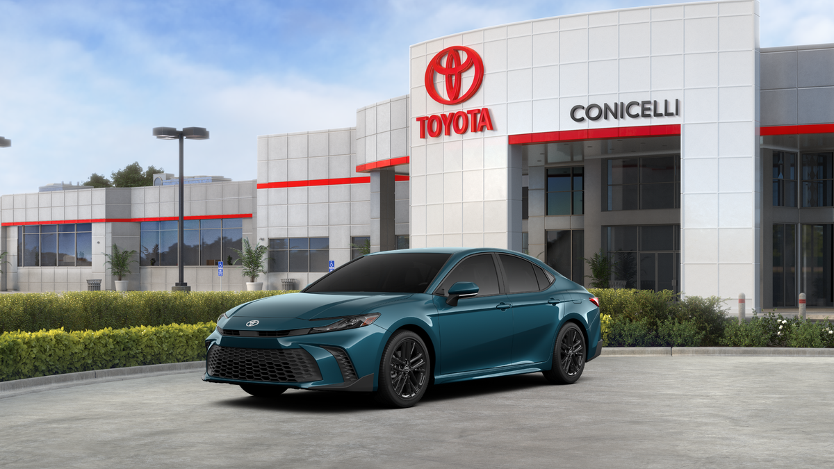 2027 Toyota Camry SE Sedan