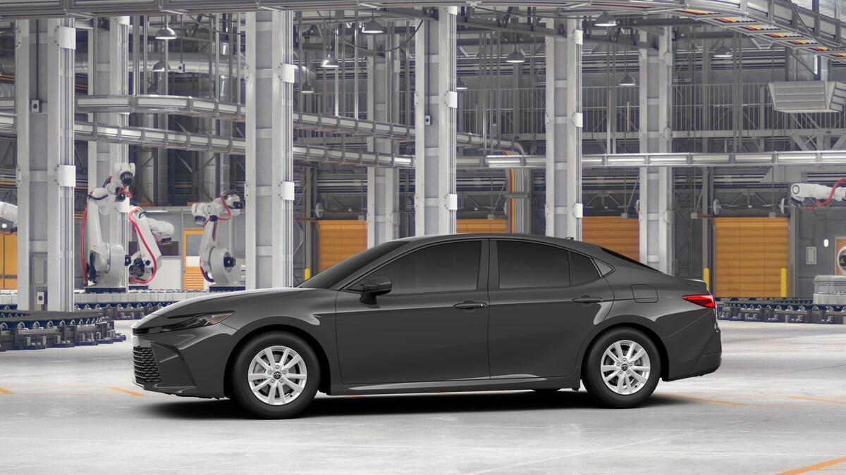 2026 Toyota Camry LE photo 2