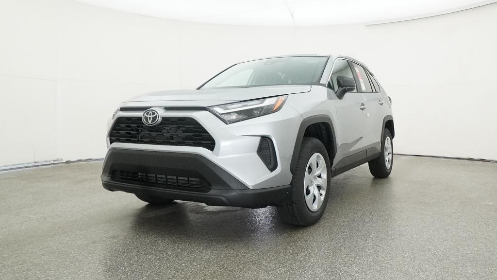 2025 Toyota RAV4 LE photo 4