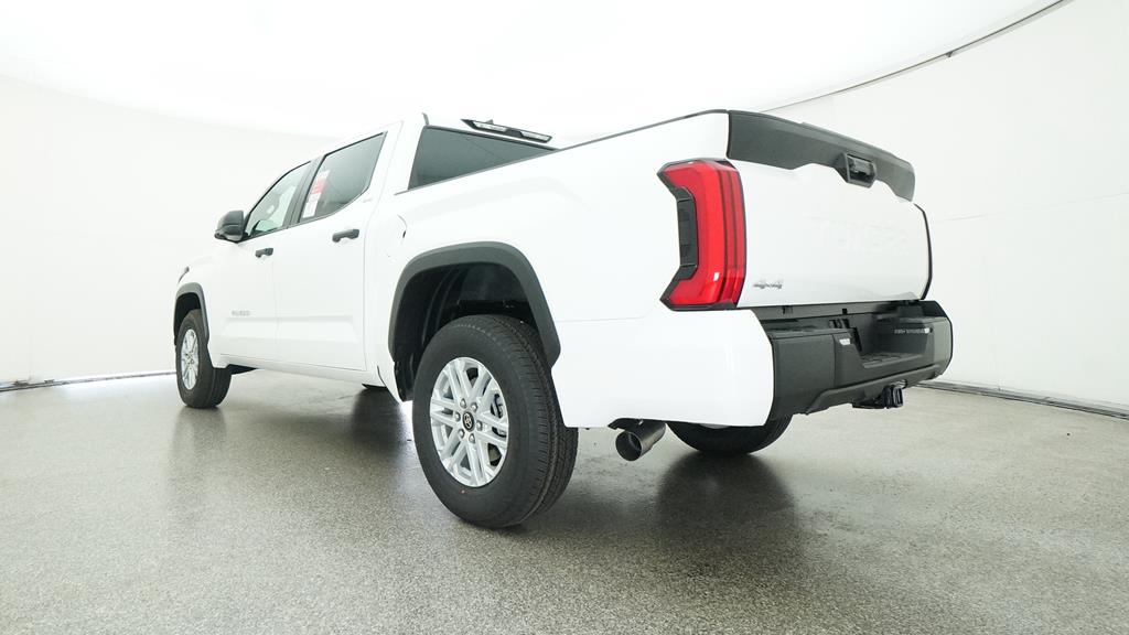 2025 Toyota Tundra SR5 - Photo 10