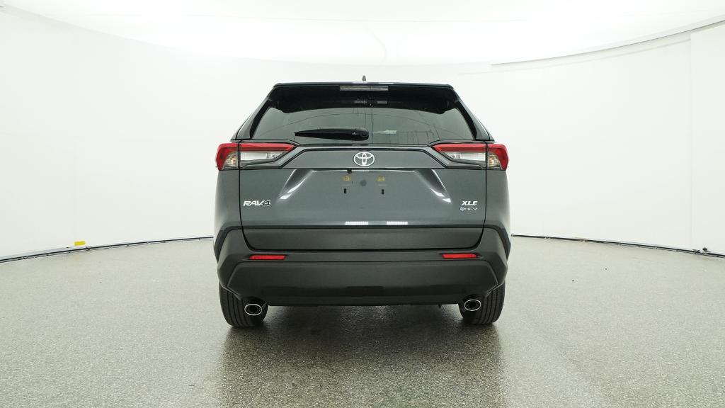 2025 Toyota RAV4 Hybrid XLE photo 2