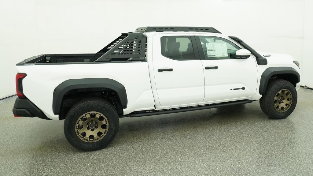 2026 Toyota Tacoma Trailhunter - Photo 9